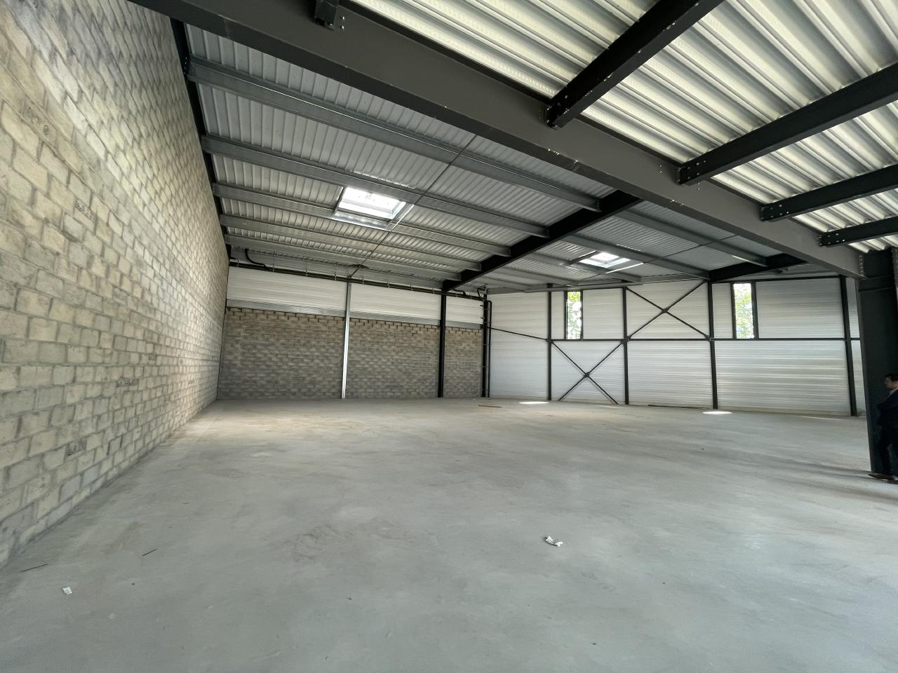 Local d'activité Éragny 1856m² Location local d'activité Éragny Val-d'Oise OLACT2206076 7